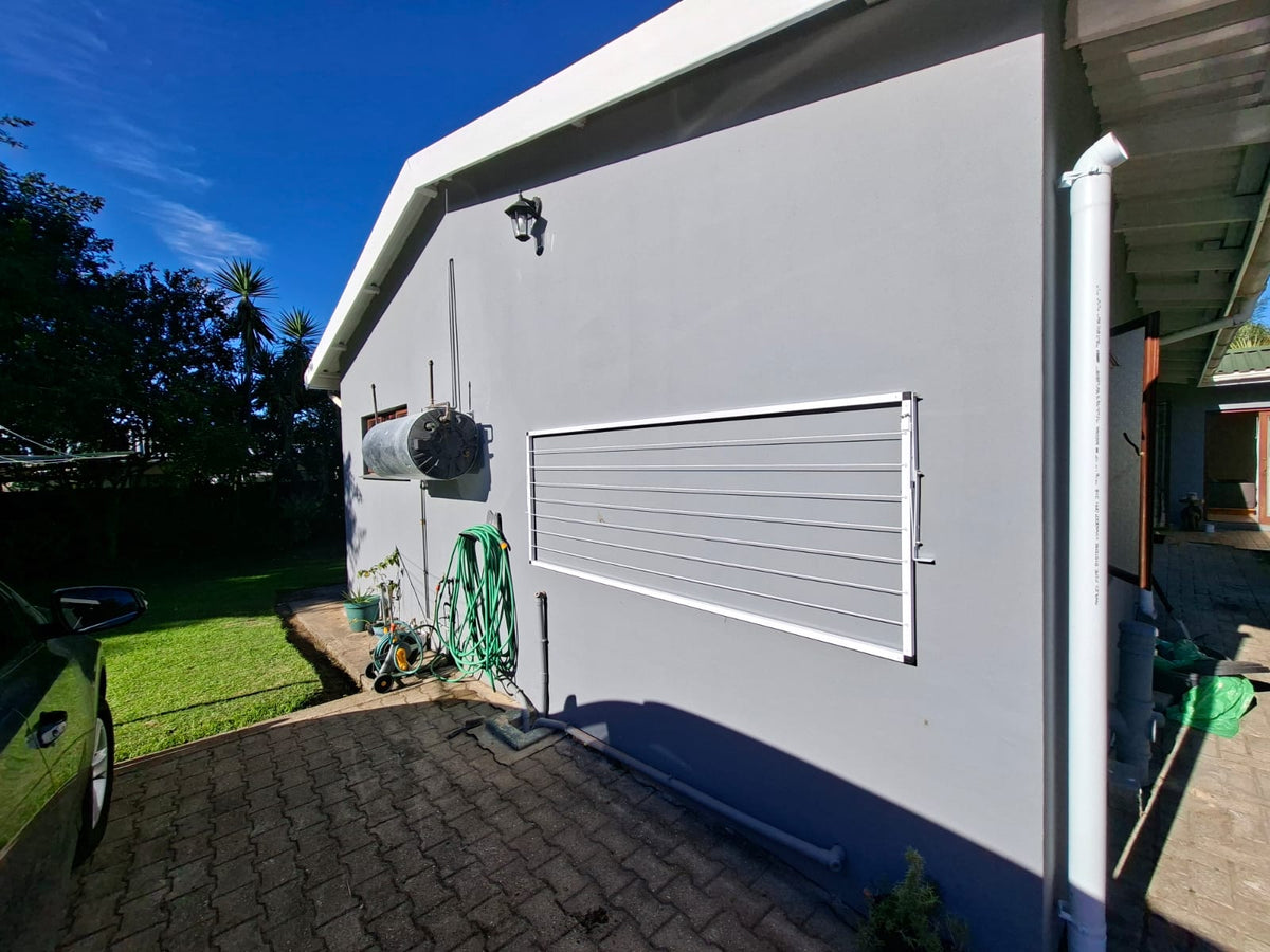 Garage & Laundry